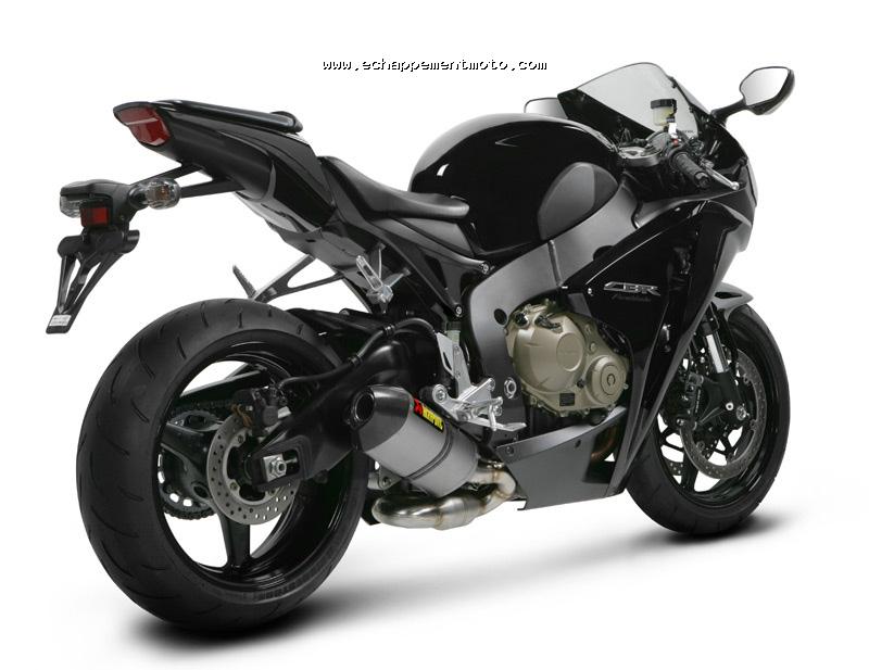 HONDA CBR1000 RR 2008 akrapovic HONDA CBR1000 RR 2008 akrapovic